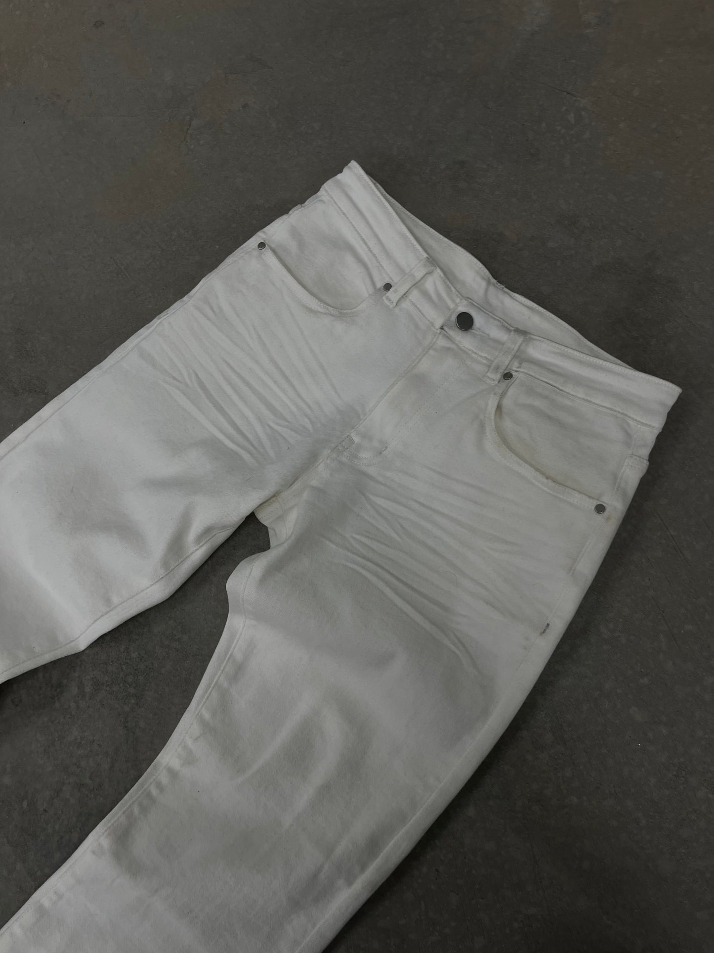 white 'disengaged' jeans